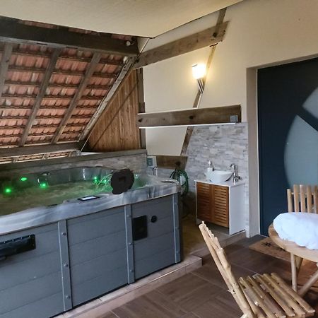 Maison D'Hotes Avec Jacuzzi -Sauna Apartment Montreux-Chateau Екстериор снимка